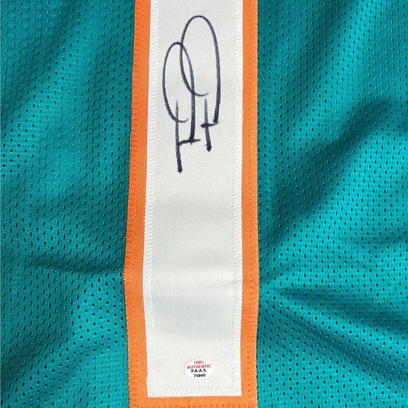 Autographed  Tua Tagovailoa Miami Dolphins Jersey - Picture 3 of 4